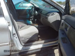2002 Mercury Sable GS with VIN 1MEFM50U52A635368, listed as a IAAI auction lot 41770175 with 226,296 mi miles. Bid and sale history available at carsss.com. Image 5.