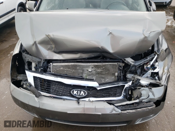 2012 Kia Sedona LX with VIN KNDMG4C78C6447514, listed as a Copart auction lot 46035374 with 180,367 mi miles and Clean Title. Bid and sale history available at carsss.com. Image 7.