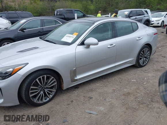 2018 Kia Stinger Premium with VIN KNAE25LA2J6036690, listed as a IAAI auction lot 41838574 with 113,109 mi miles. Bid and sale history available at carsss.com. Image 17.