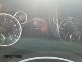 2021 Ram 2500 Big Horn z VIN 3C6UR5DJ3MG674384, wystawiony jako Copart lot #68220134 z przebiegiem 81 411 mil mil oraz Szkoda całkowita • Salvage title. Historia ofert i sprzedaży dostępna na DreamBid. Obrazek 9.
