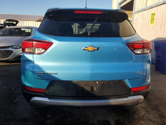 2025 Chevrolet TrailBlazer LT with VIN KL79MRSL1SB042415, listed as a Copart auction lot 89312795 with 9,809 mi miles and Salvage Title. Bid and sale history available at carsss.com. Image 6.