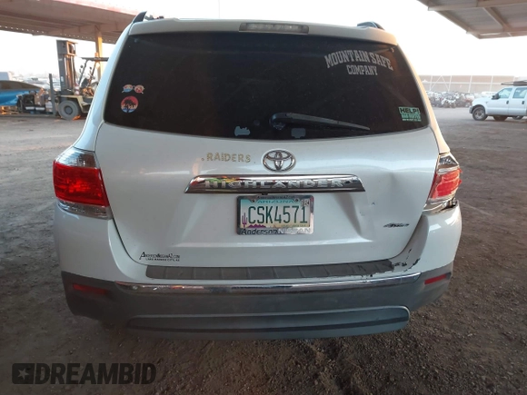 2011 Toyota Highlander Limited with VIN 5TDDK3EH4BS064313, listed as a IAAI auction lot 40934105 with 155,204 mi miles and . Bid and sale history available at DreamBid. Image 16.
