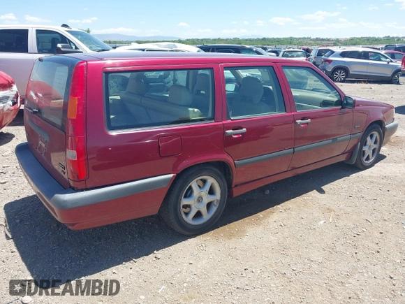 1997 Volvo 850 с VIN YV1LW5647V2322448, выставлен на аукционе IAAI как лот 42311389 с пробегом 162 547 миль миль и . История ставок и продаж доступна на DreamBid. Изображение 4.