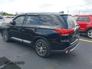 2017 Mitsubishi Outlander ES z VIN JA4AZ2A3XHZ052168, wystawiony jako IAAI lot #42194062 z przebiegiem 209 195 mil mil oraz . Historia ofert i sprzedaży dostępna na DreamBid. Obrazek 3.