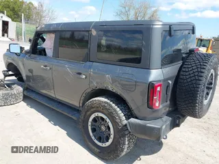 2022 Ford Bronco with VIN 1FMEE5DP3NLB03118, listed as a IAAI auction lot 42096181 with 62,685 mi miles and . Bid and sale history available at DreamBid. Image 3.