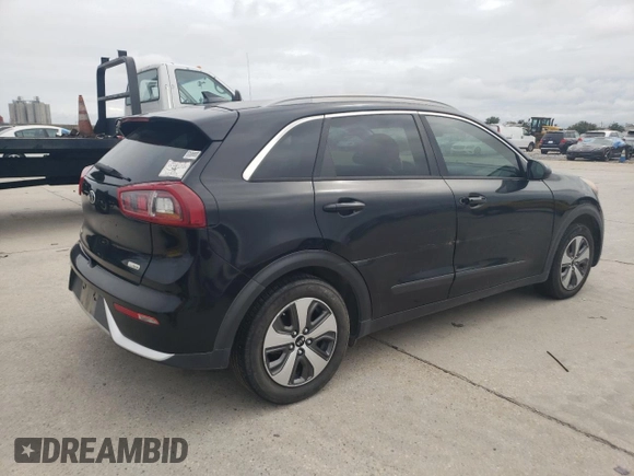 2018 Kia Niro FE with VIN KNDCB3LC0J5125373, listed as a Copart auction lot 70407434 with 109,381 mi miles and Clean Title. Bid and sale history available at carsss.com. Image 3.