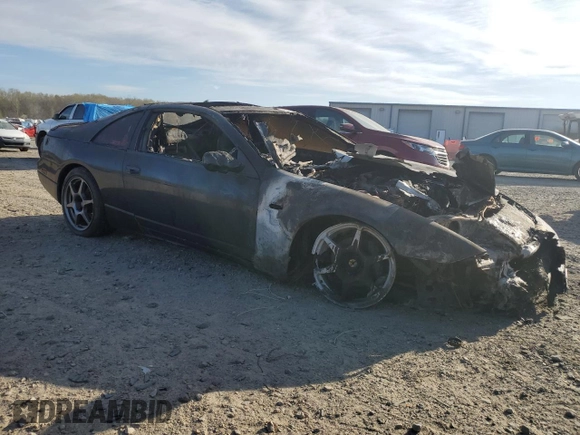1990 Nissan 300ZX z VIN GZ32002975, wystawiony jako Copart lot #49444665 z przebiegiem Nie podano mil oraz Szkoda całkowita • Salvage title. Historia ofert i sprzedaży dostępna na DreamBid. Obrazek 4.