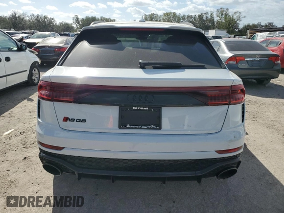 2024 Audi RS Q8 z VIN WU1ARBF19RD015644, wystawiony jako Copart lot #80569264 z przebiegiem 131 mil mil oraz Szkoda całkowita • Salvage title. Historia ofert i sprzedaży dostępna na DreamBid. Obrazek 6.