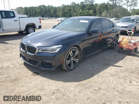 2016 BMW 7 Series 750i z VIN WBA7F0C57GGM20650, wystawiony jako Copart lot #57177555 z przebiegiem 113 632 mil mil oraz Czysty tytuł • Clean title. Historia ofert i sprzedaży dostępna na DreamBid. Obrazek 1.
