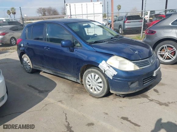 2008 Nissan Versa 1.8 S with VIN 3N1BC13E18L423197, listed as a IAAI auction lot 41674132 with 227,293 mi miles. Bid and sale history available at carsss.com. Image 1.
