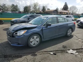 2015 Subaru Legacy 2.5i z VIN 4S3BNBA63F3048835, wystawiony jako Copart lot #53756585 z przebiegiem 126 215 mil mil oraz Szkoda całkowita • Salvage title. Historia ofert i sprzedaży dostępna na DreamBid. Obrazek 1.