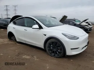 2020 Tesla Model Y Long Range with VIN 5YJYGDEE8LF008346, listed as a Copart auction lot 52863725 with 60,378 mi miles and Salvage Title. Bid and sale history available at DreamBid. Image 4.