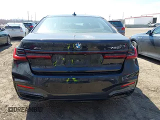 2021 BMW 7 Series 750i xDrive with VIN WBA7U2C05MCF72521, listed as a IAAI auction lot 41763182 with 68,668 mi miles and . Bid and sale history available at DreamBid. Image 16.
