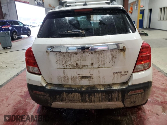 2015 Chevrolet Trax LTZ with VIN 3GNCJTSB5FL240691, listed as a Copart auction lot 43467825 with 140,903 mi miles and Salvage Title. Bid and sale history available at carsss.com. Image 6.