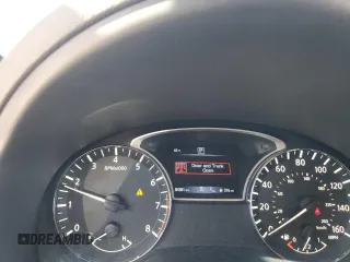 2017 Nissan Altima SV with VIN 1N4AL3AP1HC475424, listed as a Copart auction lot 52904135 with 84,381 mi miles and Salvage Title. Bid and sale history available at carsss.com. Image 9.