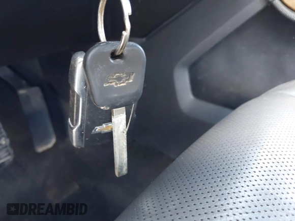 2017 Chevrolet Silverado 1500 LTZ with VIN 3GCPCSEJ1HG517673, listed as a IAAI auction lot 41390977 with Not Provided miles and . Bid and sale history available at DreamBid. Image 11.