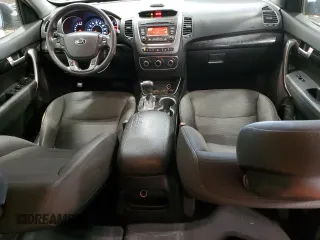 2014 Kia Sorento LX with VIN 5XYKT3A65EG487427, listed as a Copart auction lot 52041315 with 195,327 mi miles and Non Repairable. Bid and sale history available at carsss.com. Image 8.