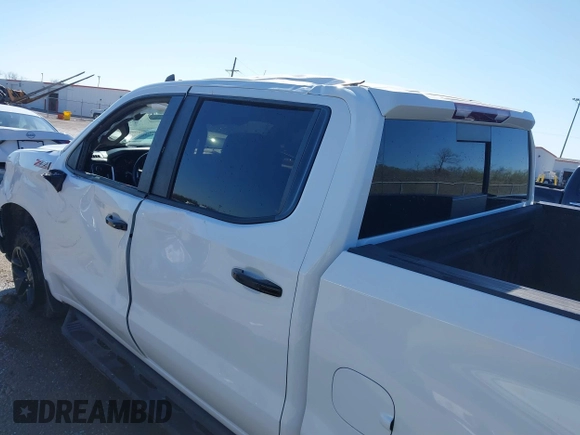 2020 Chevrolet Silverado 1500 LT Trail Boss with VIN 3GCPYFED3LG423435, listed as a IAAI auction lot 41825832 with 73,445 mi miles. Bid and sale history available at carsss.com. Image 6.