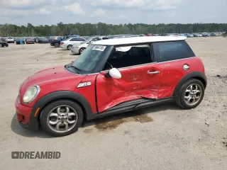 2011 MINI Hardtop S with VIN WMWSV3C57BTY13269, listed as a Copart auction lot 59604185 with 100,545 mi miles and Salvage title. Bid and sale history available at DreamBid. Image 1.