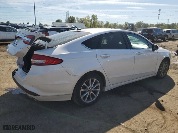 2017 Ford Fusion SE with VIN 3FA6P0H78HR172365, listed as a Copart auction lot 85841854 with 185,868 mi miles and Clean Title. Bid and sale history available at carsss.com. Image 3.