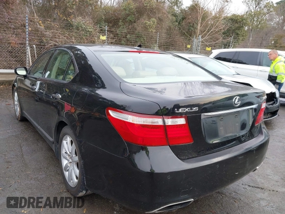 2008 Lexus LS 460 z VIN JTHBL46F385061763, wystawiony jako IAAI lot #41473031 z przebiegiem 2 771 431 mil mil oraz . Historia ofert i sprzedaży dostępna na DreamBid. Obrazek 3.