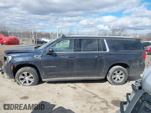 2022 GMC Yukon XL SLE with VIN 1GKS2FKD0NR326393, listed as a IAAI auction lot 41674448 with 43,807 mi miles and . Bid and sale history available at DreamBid. Image 15.