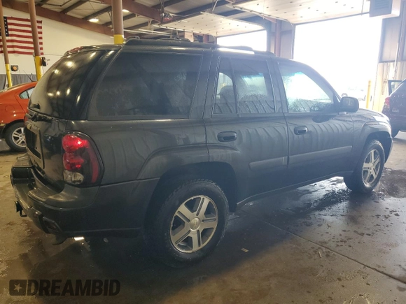 2005 Chevrolet TrailBlazer LT with VIN 1GNDT13S952178469, listed as a Copart auction lot 55058125 with 141,295 mi miles and Salvage Title. Bid and sale history available at DreamBid. Image 3.