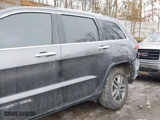2019 Jeep Grand Cherokee Limited with VIN 1C4RJFBG8KC782907, listed as a IAAI auction lot 41476468 with 64,184 mi miles. Bid and sale history available at carsss.com. Image 21.