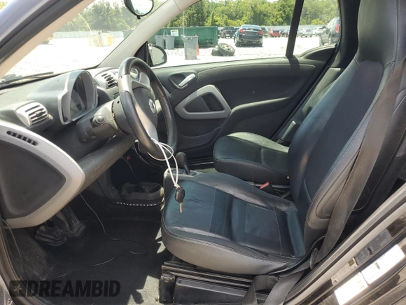 2009 Smart fortwo Passion with VIN WMEEK31X99K296913, listed as a Copart auction lot 61491365 with 93,211 mi miles and Salvage title. Bid and sale history available at DreamBid. Image 7.