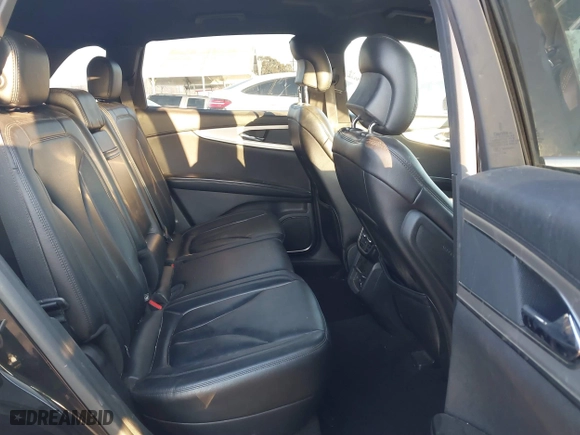 2019 Lincoln Nautilus Standard with VIN 2LMPJ6J90KBL39841, listed as a IAAI auction lot 41436089 with 146,276 mi miles. Bid and sale history available at carsss.com. Image 8.