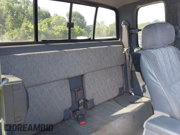1999 Toyota Tacoma PreRunner with VIN 4TASN92N4XZ566820, listed as a IAAI auction lot 42583069 with 283,325 mi miles and . Bid and sale history available at DreamBid. Image 8.