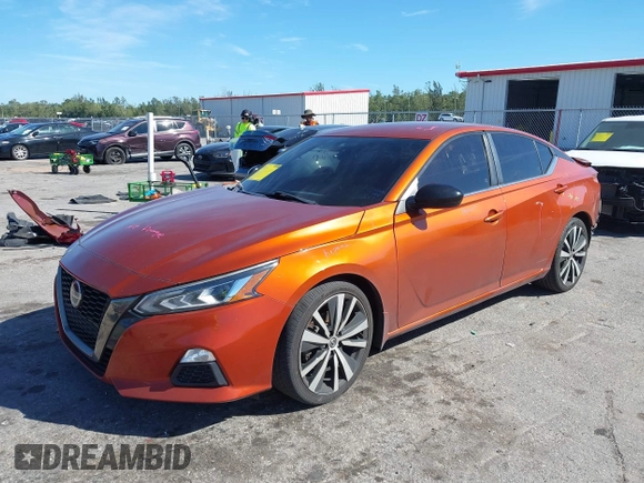 2020 Nissan Altima 2.5 SR with VIN 1N4BL4CV5LC148894, listed as a IAAI auction lot 41748069 with 81,689 mi miles. Bid and sale history available at carsss.com. Image 17.