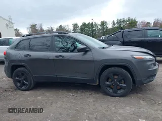 2017 Jeep Cherokee Sport with VIN 1C4PJMAS3HW520964, listed as a IAAI auction lot 42009259 with 170,683 mi miles. Bid and sale history available at carsss.com. Image 13.