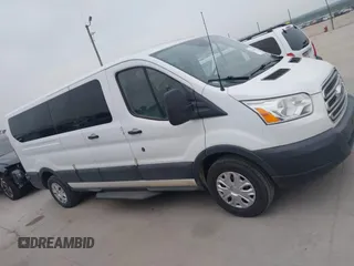 2017 Ford Transit XL с VIN 1FBZX2ZM2HKB13862, выставлен на аукционе IAAI как лот 42248396 с пробегом 160 798 миль миль и . История ставок и продаж доступна на DreamBid. Изображение 13.