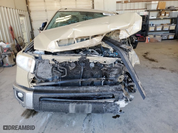 2017 Toyota Tundra 4WD Limited with VIN 5TFHW5F11HX638100, listed as a Copart auction lot 48667665 with 0 mi miles and Non Repairable. Bid and sale history available at carsss.com. Image 5.
