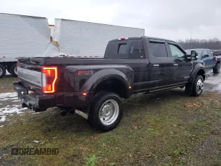 2019 Ford Super Duty F-450 DRW XL with VIN 1FT8W4DT3KEE07488, listed as a Copart auction lot 84150254 with 70,900 mi miles and Non Repairable. Bid and sale history available at carsss.com. Image 3.