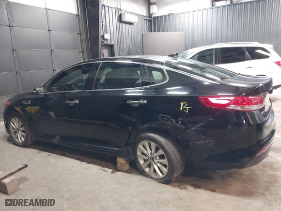 2017 Kia Optima EX with VIN 5XXGU4L38HG168057, listed as a IAAI auction lot 41422935 with 101,552 mi miles. Bid and sale history available at carsss.com. Image 6.