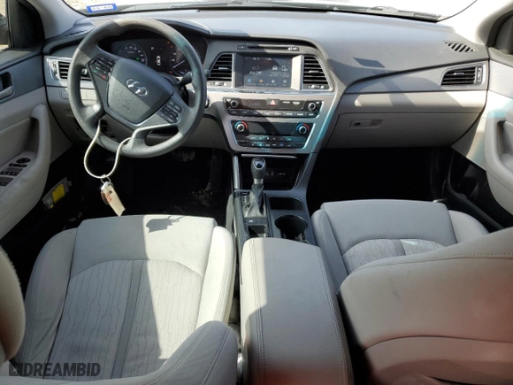2017 Hyundai Sonata Hybrid SE with VIN KMHE24L14HA060375, listed as a Copart auction lot 45228695 with 138,232 mi miles and Salvage Title. Bid and sale history available at carsss.com. Image 8.