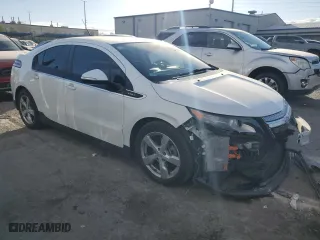 2014 Chevrolet Volt with VIN 1G1RE6E43EU134842, listed as a Copart auction lot 43657675 with 106,893 mi miles and Salvage Title. Bid and sale history available at carsss.com. Image 4.