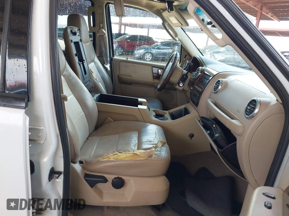 2003 Ford Expedition Eddie Bauer with VIN 1FMPU17L73LC55526, listed as a IAAI auction lot 42058899 with 280,180 mi miles and . Bid and sale history available at DreamBid. Image 5.
