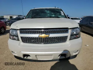 2013 Chevrolet Avalanche LTZ with VIN 3GNMCGE02DG208187, listed as a Copart auction lot 52190205 with 117,186 mi miles and Clean title. Bid and sale history available at DreamBid. Image 5.