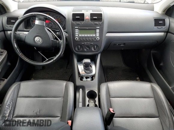 2009 Volkswagen Jetta SE with VIN 3VWRM71K99M156016, listed as a Copart auction lot 57711095 with 206,869 mi miles and Clean title. Bid and sale history available at DreamBid. Image 8.