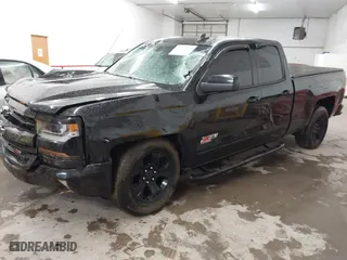 2017 Chevrolet Silverado 1500 LT with VIN 1GCVKREC5HZ253927, listed as a IAAI auction lot 41720221 with 110,141 mi miles. Bid and sale history available at carsss.com. Image 18.