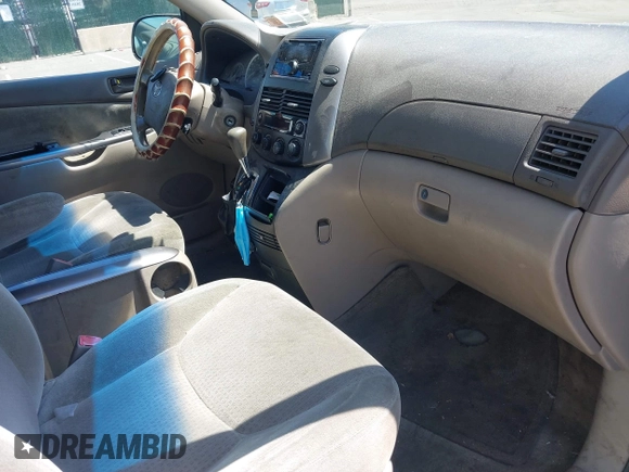 2006 Toyota Sienna CE with VIN 5TDZA23C36S497492, listed as a IAAI auction lot 42083187 with 169,514 mi miles. Bid and sale history available at carsss.com. Image 5.