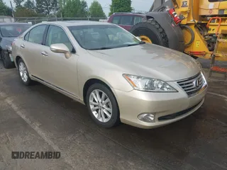 2011 Lexus ES with VIN JTHBK1EG3B2464159, listed as a IAAI auction lot 42040651 with 162,261 mi miles. Bid and sale history available at carsss.com. Image 1.