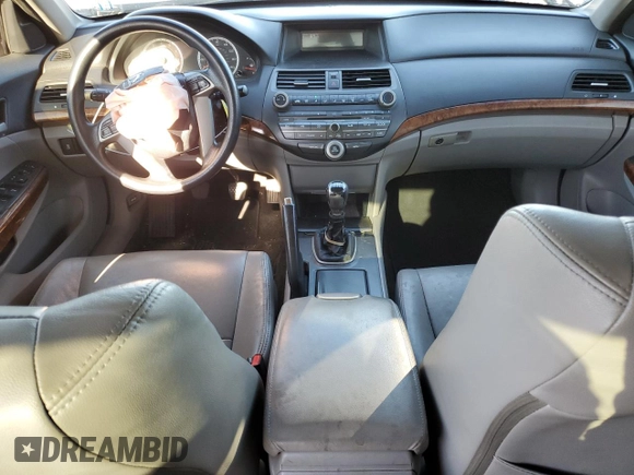 2011 Honda Accord EX with VIN 1HGCP2E71BA036675, listed as a Copart auction lot 70688474 with 46,716 mi miles and Salvage title. Bid and sale history available at DreamBid. Image 8.