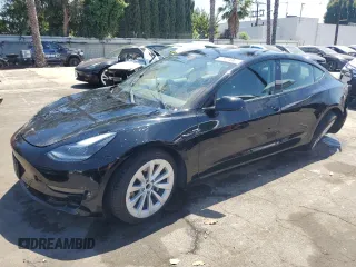 2023 Tesla Model 3 z VIN 5YJ3E1EA7PF458510, wystawiony jako Copart lot #63921795 z przebiegiem 70 726 mil mil oraz Szkoda całkowita • Salvage title. Historia ofert i sprzedaży dostępna na DreamBid. Obrazek 1.