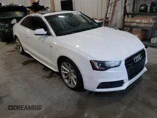 2015 Audi A5 Premium Plus z VIN WAUMFAFR6FA001391, wystawiony jako Copart lot #64658062 z przebiegiem 131 121 mil mil oraz . Historia ofert i sprzedaży dostępna na DreamBid. Obrazek 1.
