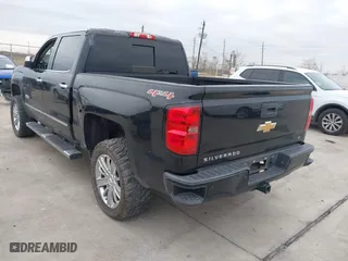 2015 Chevrolet Silverado 1500 High Country with VIN 3GCUKTECXFG519223, listed as a IAAI auction lot 41323401 with 170,722 mi miles. Bid and sale history available at carsss.com. Image 3.
