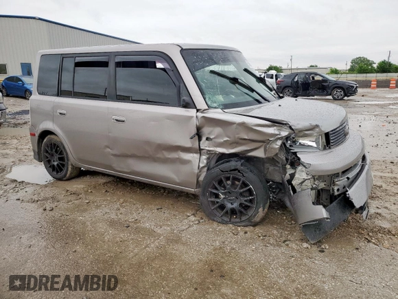 2005 Scion xB z VIN JTLKT324650211104, wystawiony jako Copart lot #55866455 z przebiegiem 210 908 mil mil oraz Szkoda całkowita • Salvage title. Historia ofert i sprzedaży dostępna na DreamBid. Obrazek 4.